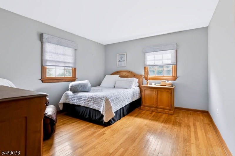 7 Pinewood Court Raritan NJ 08822