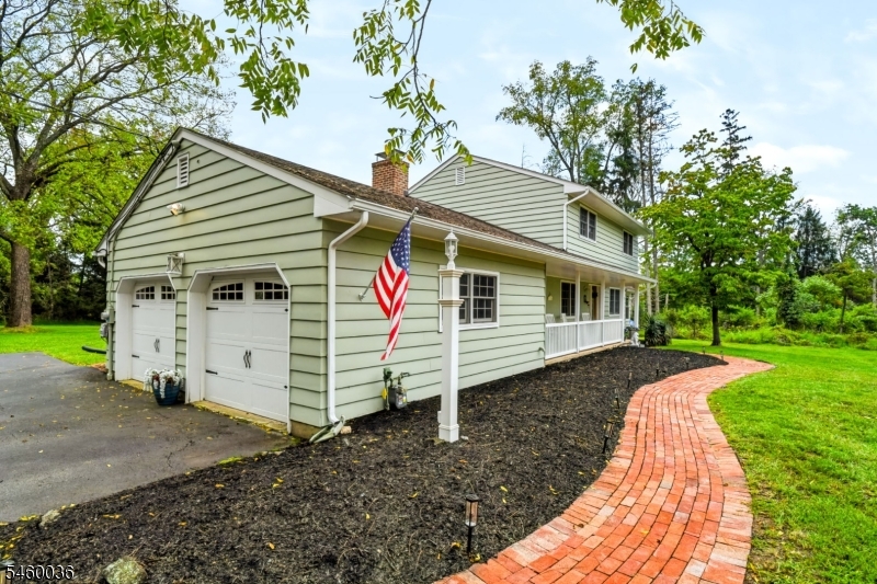7 Pinewood Court Raritan NJ 08822