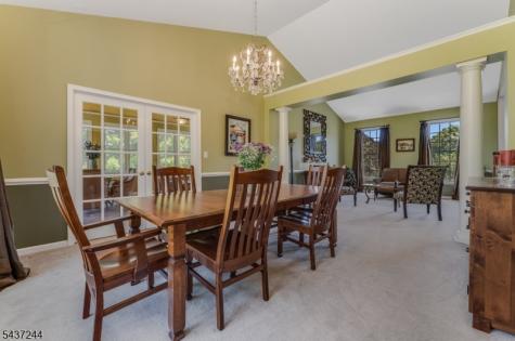 27 Kalan Farm Road Bethlehem NJ 08827