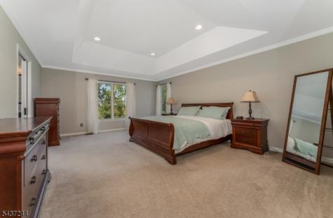 27 Kalan Farm Road Bethlehem NJ 08827