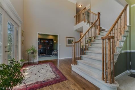 27 Kalan Farm Road Bethlehem NJ 08827