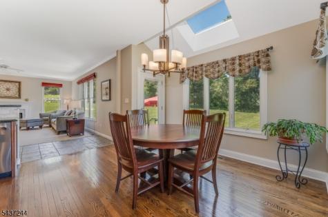 27 Kalan Farm Road Bethlehem NJ 08827