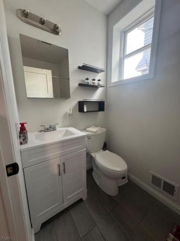 83 Bedford Street East Orange NJ 07018