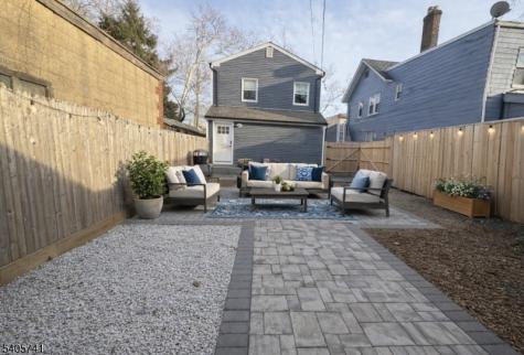 83 Bedford Street East Orange NJ 07018