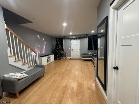 83 Bedford Street East Orange NJ 07018