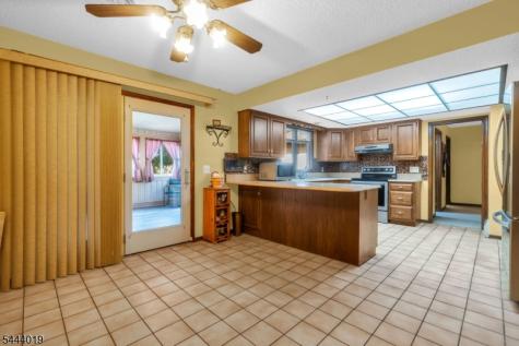 10 Tara Court Hardwick NJ 07825