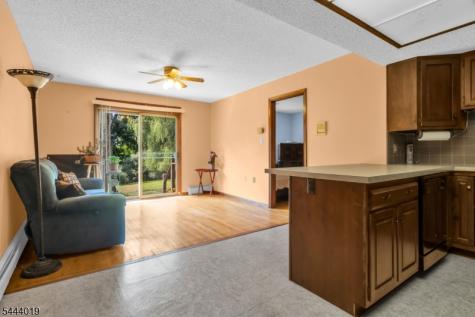 10 Tara Court Hardwick NJ 07825