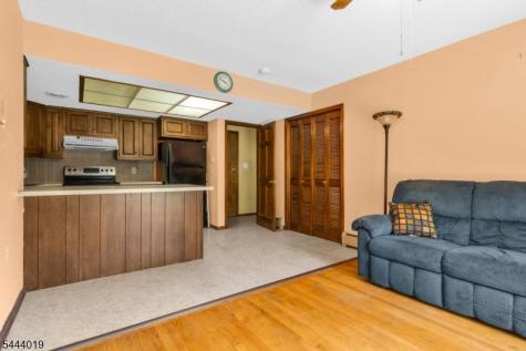 10 Tara Court Hardwick NJ 07825