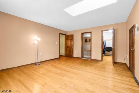 10 Tara Court Hardwick NJ 07825