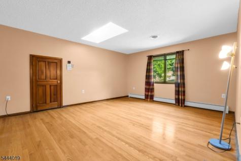 10 Tara Court Hardwick NJ 07825