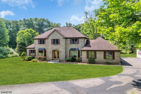 10 Tara Court Hardwick NJ 07825