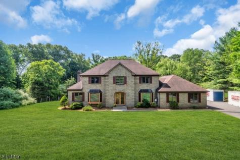 10 Tara Court Hardwick NJ 07825