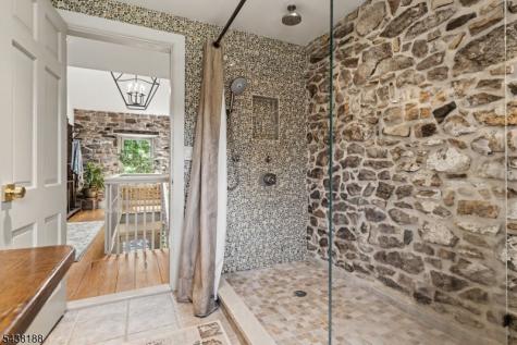 65 Brookville Hollow Road Delaware NJ 08559