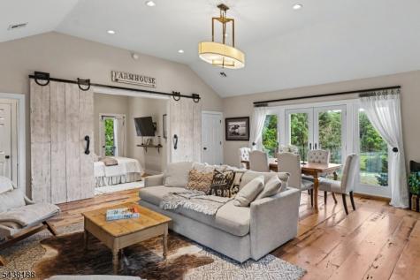 65 Brookville Hollow Road Delaware NJ 08559
