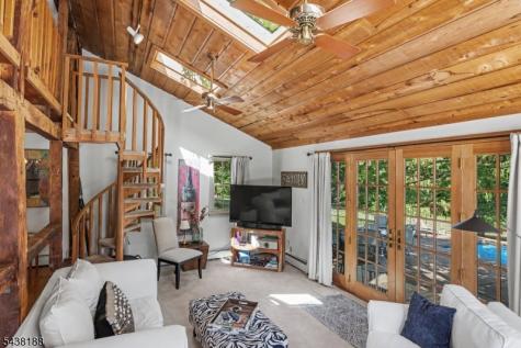 65 Brookville Hollow Road Delaware NJ 08559