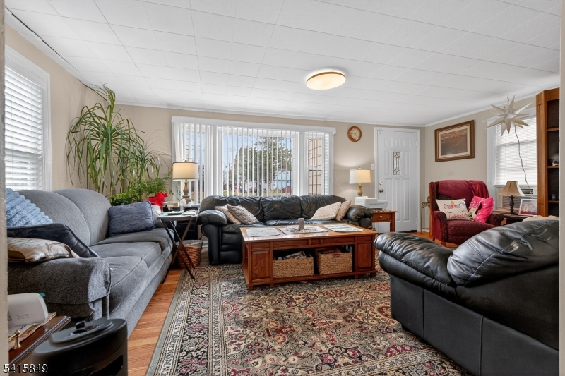 196 Girard Avenue Franklin NJ 08873