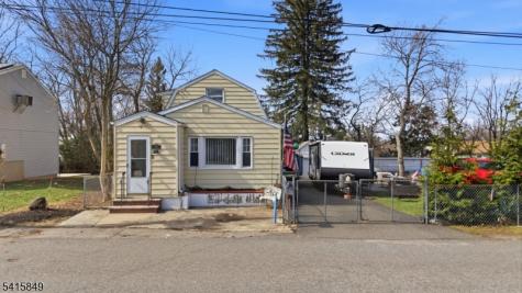 196 Girard Avenue Franklin NJ 08873