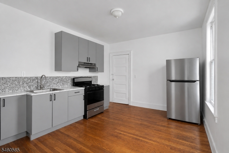 239 17TH Avenue Paterson NJ 07504