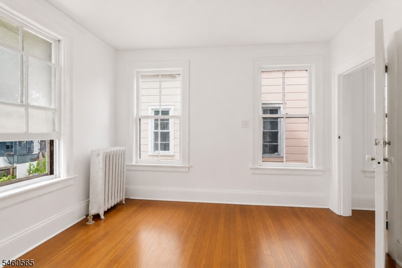 239 17TH Avenue Paterson NJ 07504
