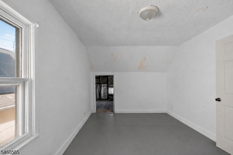 239 17TH Avenue Paterson NJ 07504