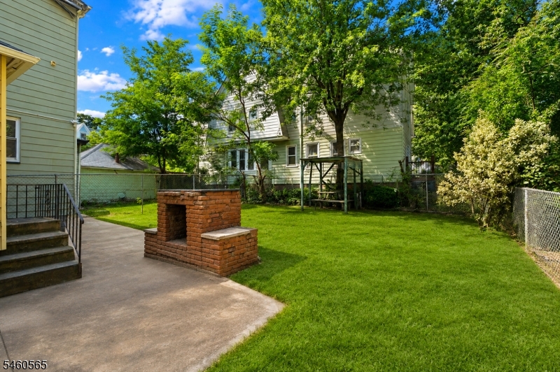 239 17TH Avenue Paterson NJ 07504