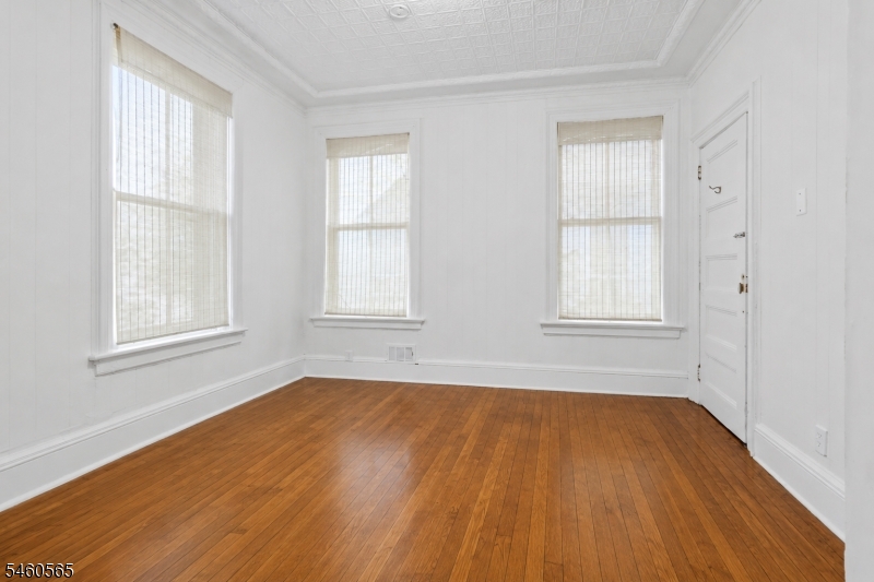 239 17TH Avenue Paterson NJ 07504