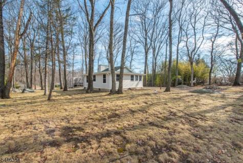 18 Oak Ln M Montville NJ 07045