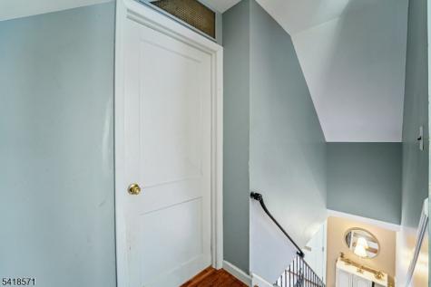 470 Capitol Road New Milford NJ 07646