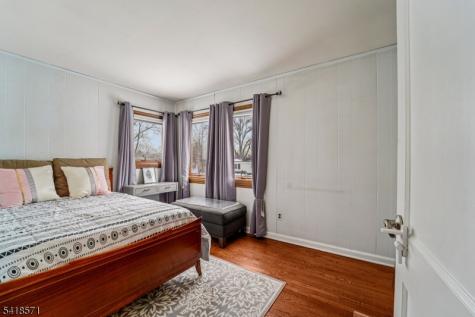 470 Capitol Road New Milford NJ 07646