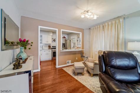 470 Capitol Road New Milford NJ 07646