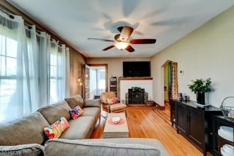 21 Ivanhoe Avenue Somerville NJ 08876