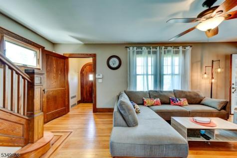 21 Ivanhoe Avenue Somerville NJ 08876