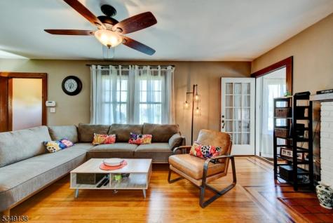 21 Ivanhoe Avenue Somerville NJ 08876