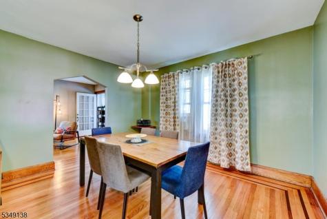 21 Ivanhoe Avenue Somerville NJ 08876