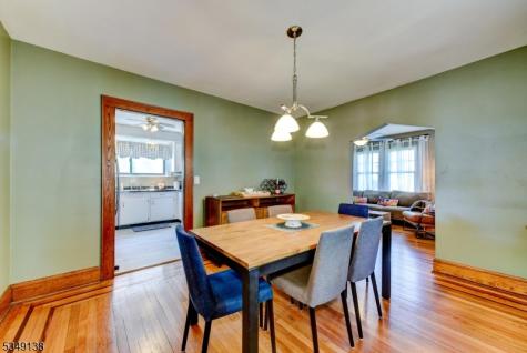 21 Ivanhoe Avenue Somerville NJ 08876
