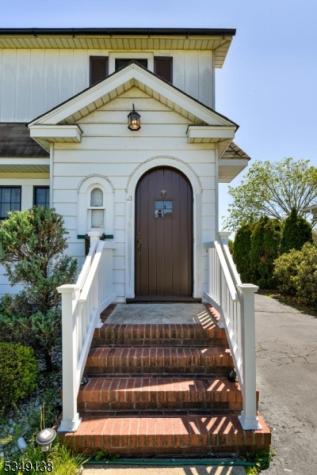 21 Ivanhoe Avenue Somerville NJ 08876