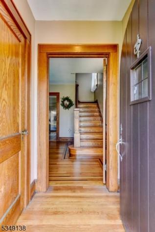 21 Ivanhoe Avenue Somerville NJ 08876