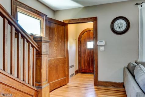 21 Ivanhoe Avenue Somerville NJ 08876