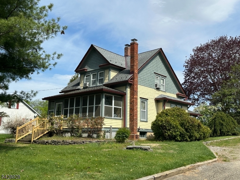 13 Cemetery Road Independence NJ 07838