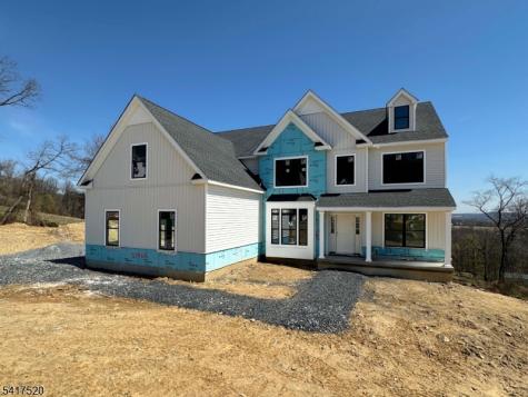 6 Spring Court Lopatcong NJ 08865