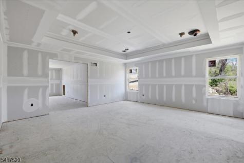 6 Spring Court Lopatcong NJ 08865