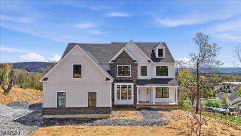 6 Spring Court Lopatcong NJ 08865