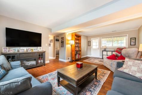 14 Villa Road Little Falls NJ 07424