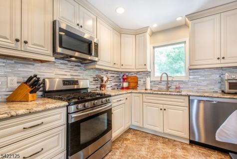 14 Villa Road Little Falls NJ 07424