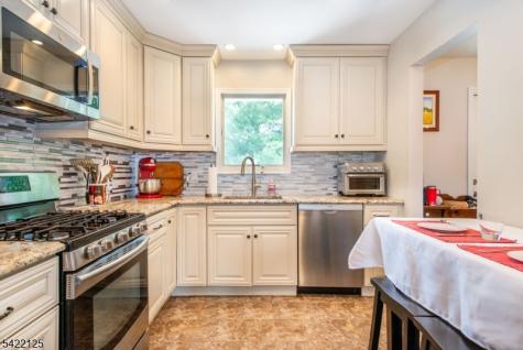 14 Villa Road Little Falls NJ 07424