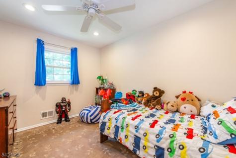 14 Villa Road Little Falls NJ 07424