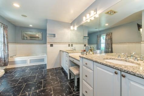 95 Highwood Avenue Englewood NJ 07631