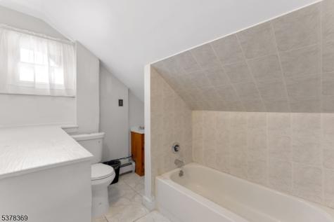 78 Girard Place Newark NJ 07108