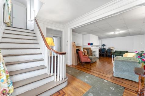 78 Girard Place Newark NJ 07108