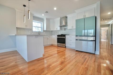 236 Keer Avenue Newark NJ 07112